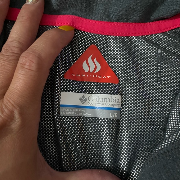 Columbia lightweight jacket - Picture 2 of 3